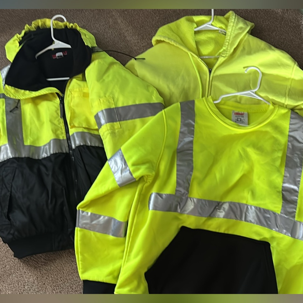 High-Visibility Men's Safety Jacket & Hoodie Set - Neon Yellow
